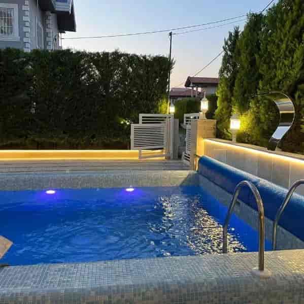 طراحی و ساخت استخر مایسا