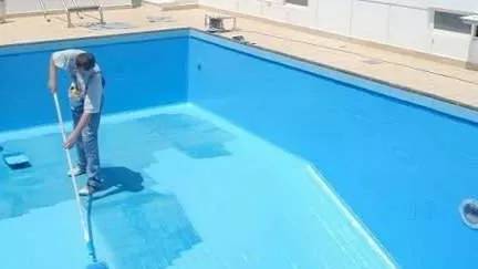 آشنایی با ۶ نوع عایق استخر آشنایی با ۶ نوع عایق استخر